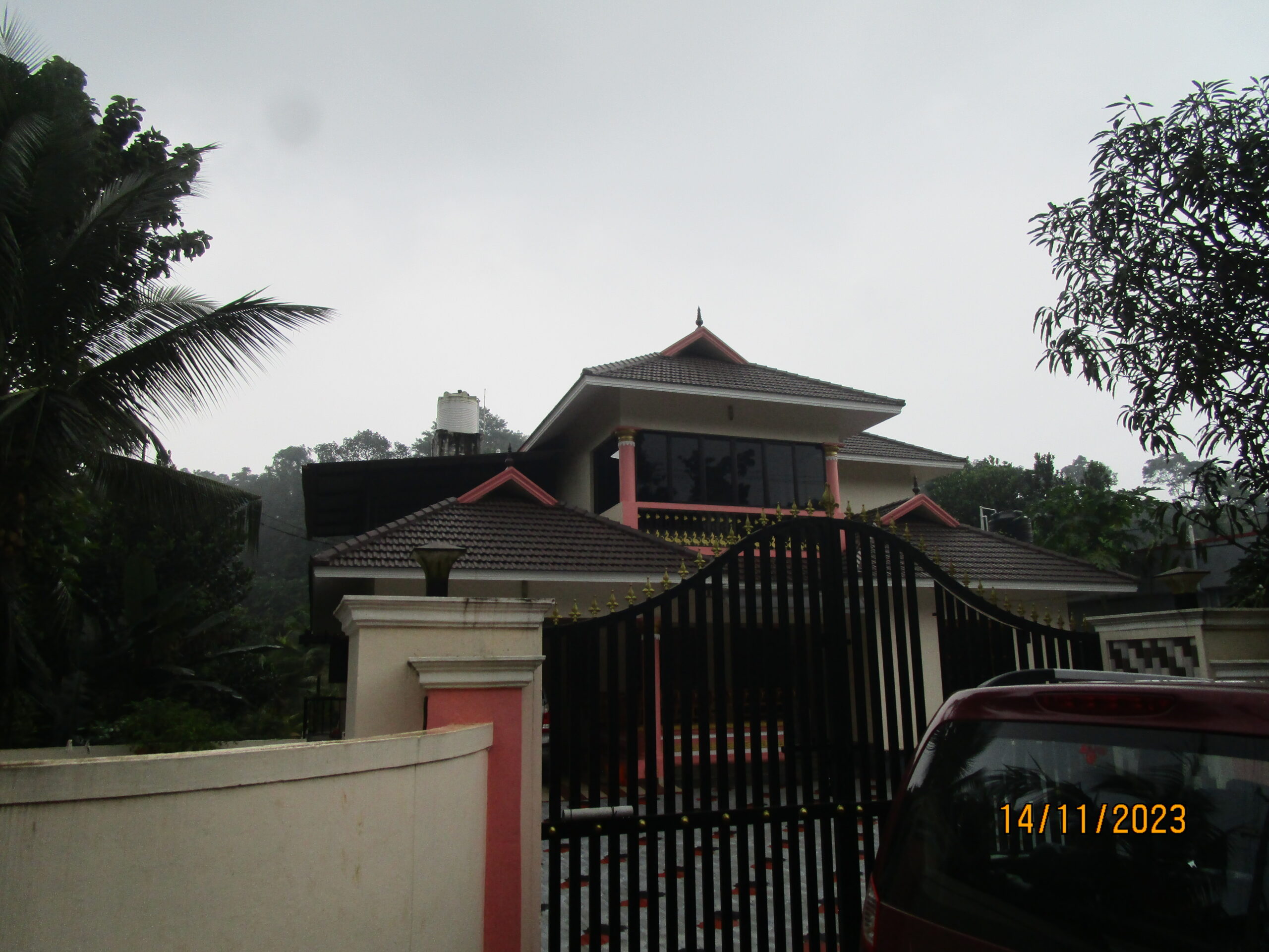 Bungalow Kumbanad Maramon Estate Agency